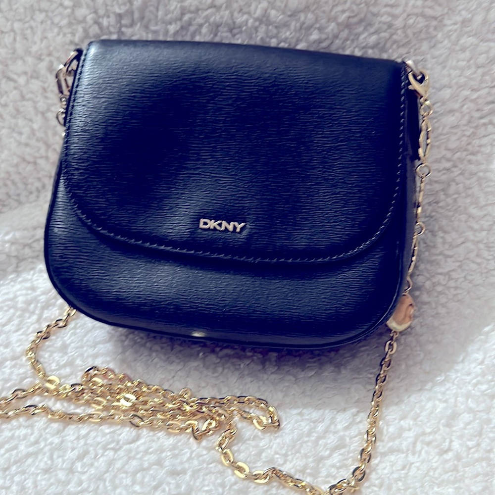 DKNY MINI BAG.